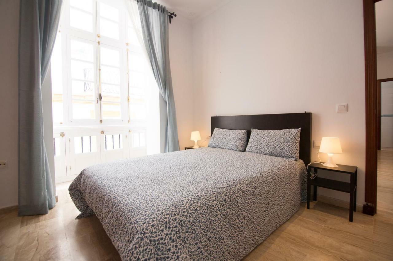Апартаменты Extraordinario Piso Junto Playa Y En Pleno Centro Кадис Экстерьер фото